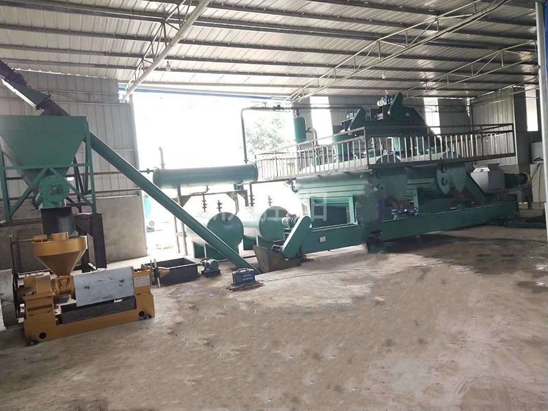 30噸動(dòng)物油熬煉設(shè)備